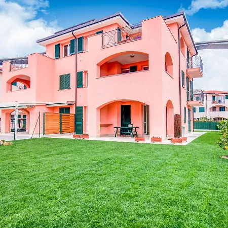 Apartment Bordighera 公寓 *